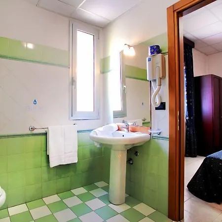 Leonardo Apartament *