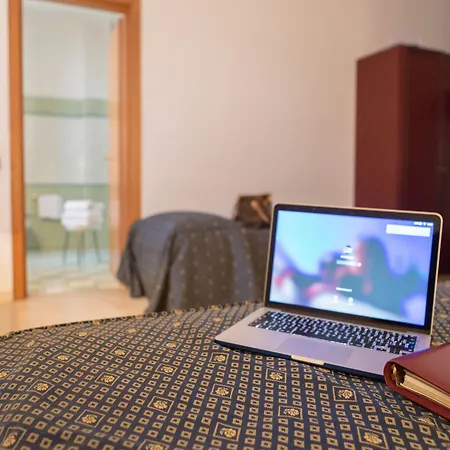 Leonardo * ブレシア