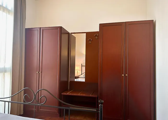 Leonardo Apartament Brescia